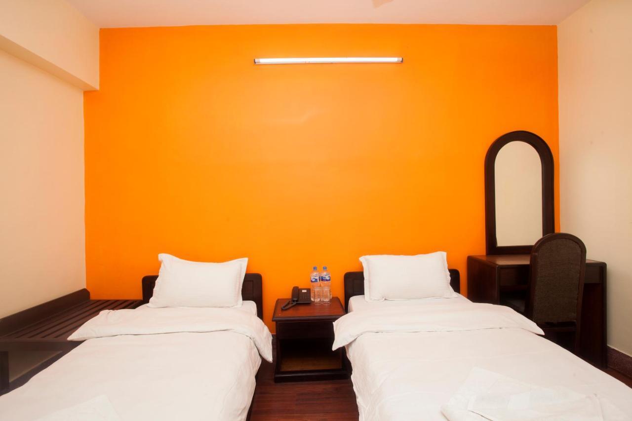Hotel Green Horizon Катманду Экстерьер фото