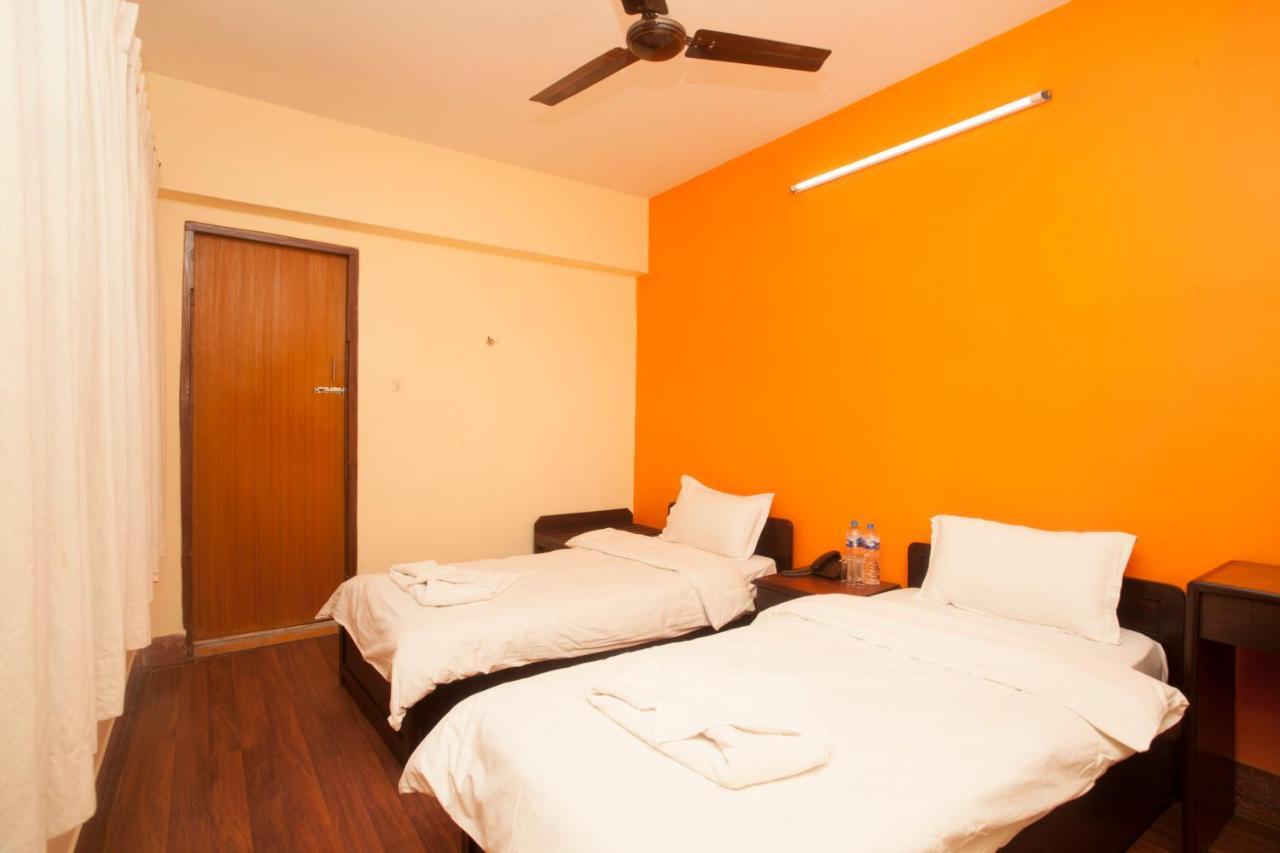 Hotel Green Horizon Катманду Экстерьер фото
